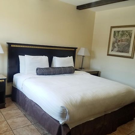 Tuscan Garden Inn ลอสแอนเจลิส ภายนอก รูปภาพ