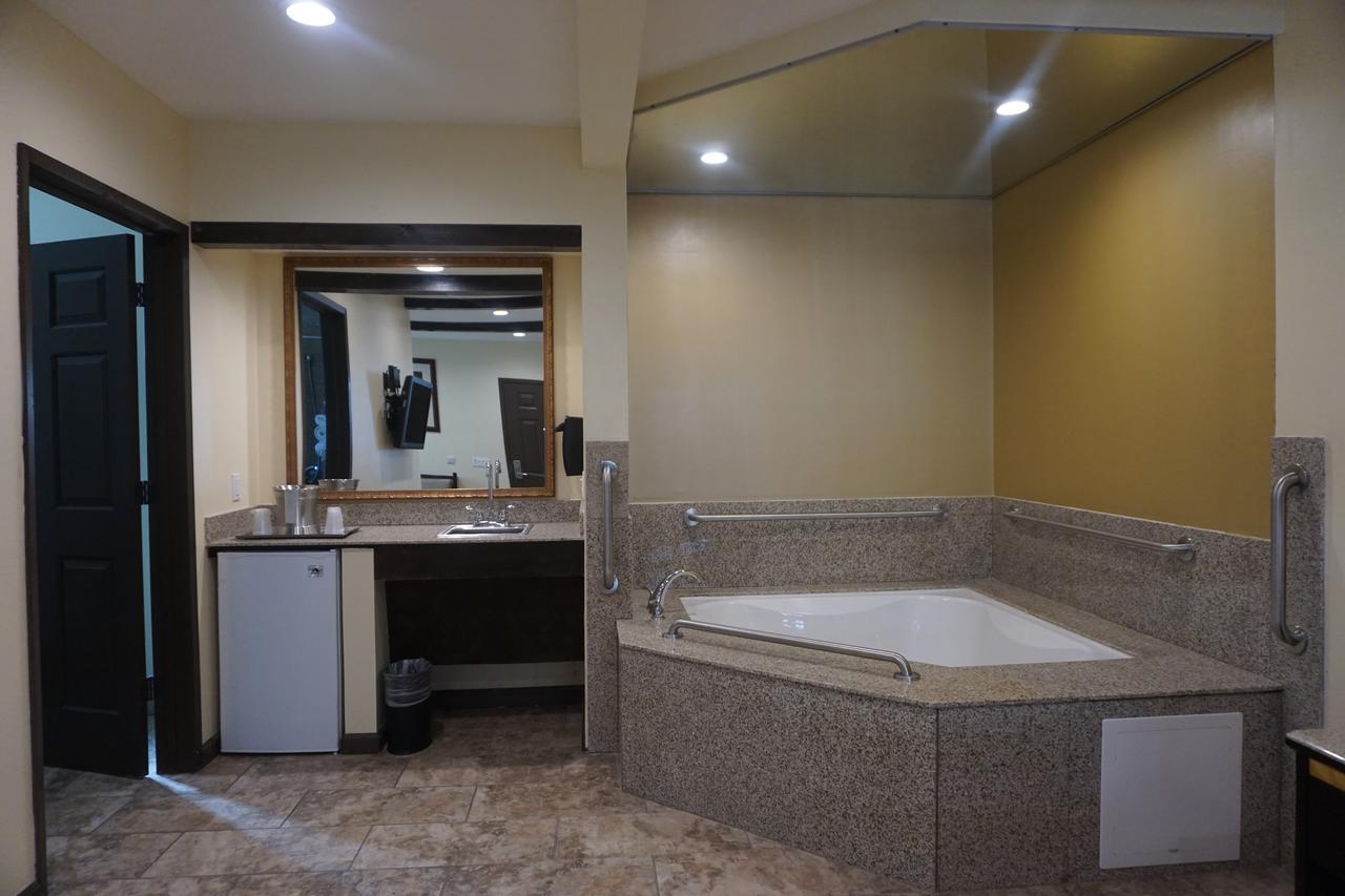 Tuscan Garden Inn ลอสแอนเจลิส ภายนอก รูปภาพ